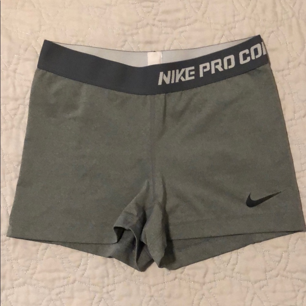 Grey Nike pro combat shorts